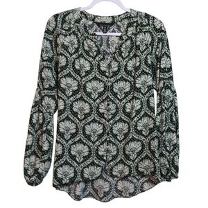 WHBM Elizabeth Black Green Geo Long Sleeve Button Front Crinkle Blouse Size XXS